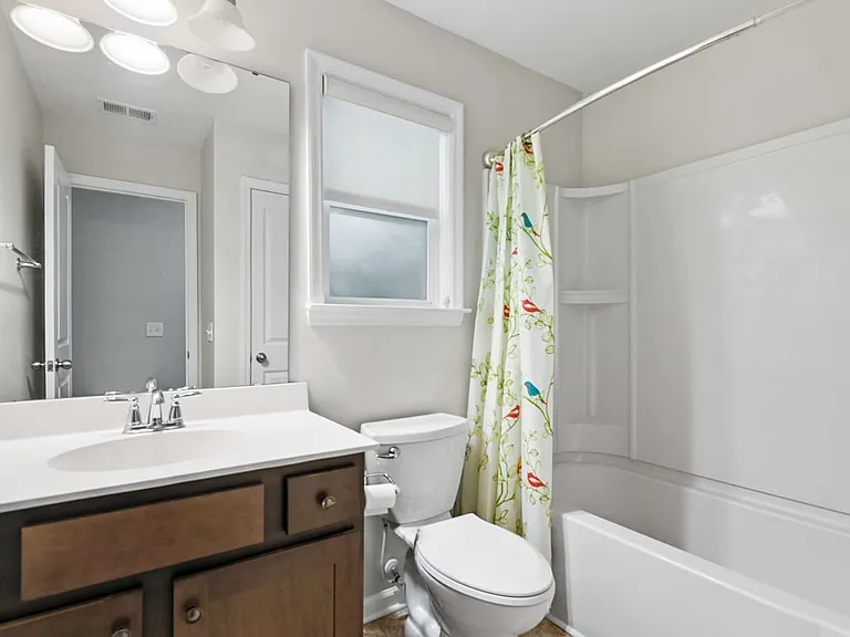 3368 Kinross Ct — Photo 32