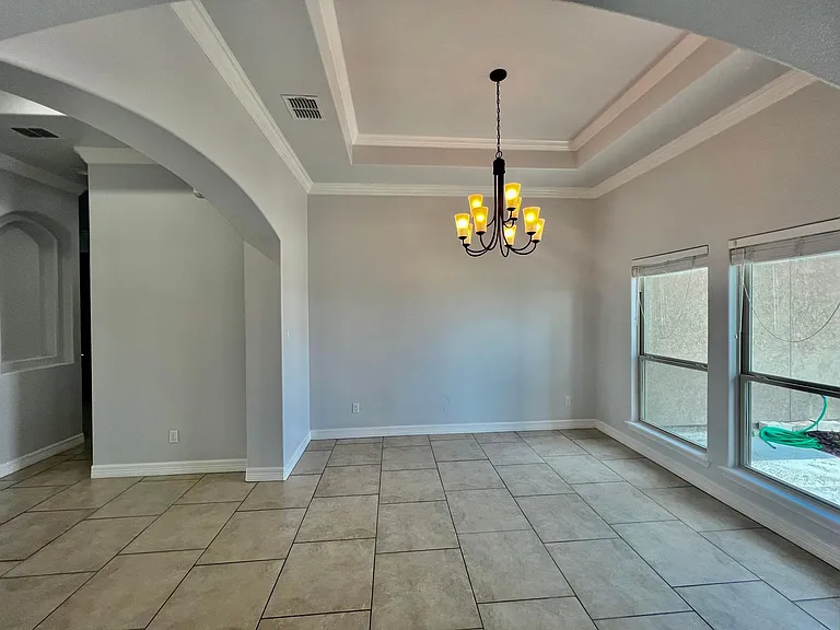 7114 Presidents Dr — Photo 5