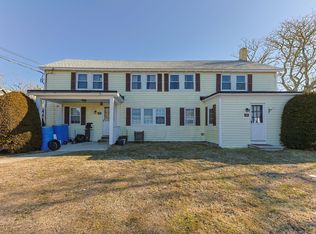 27-29 Barn Hill Rd, Chatham, MA 02633