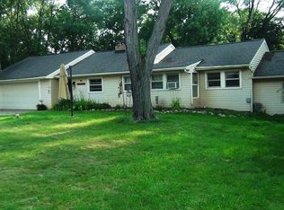 2525 Marchar Dr, Wolverine Lake Vlg, MI