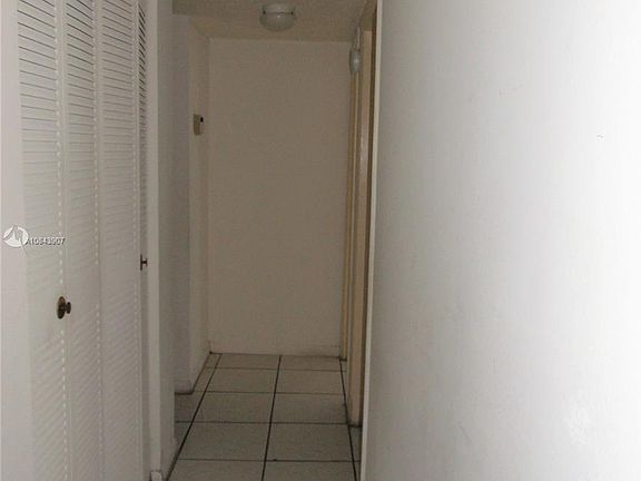 5th image of 16465 NE 22nd Ave APT 320