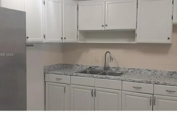 1130 NW 18th Ct, Fort Lauderdale, FL 33311