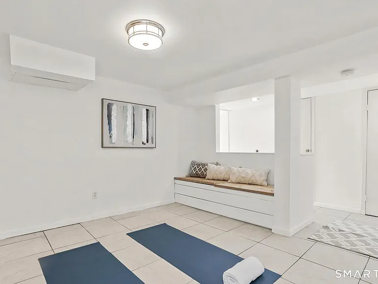 28 Wessels Pl #1 — Photo 16