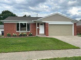 679 Judith St, Westland, MI 48186