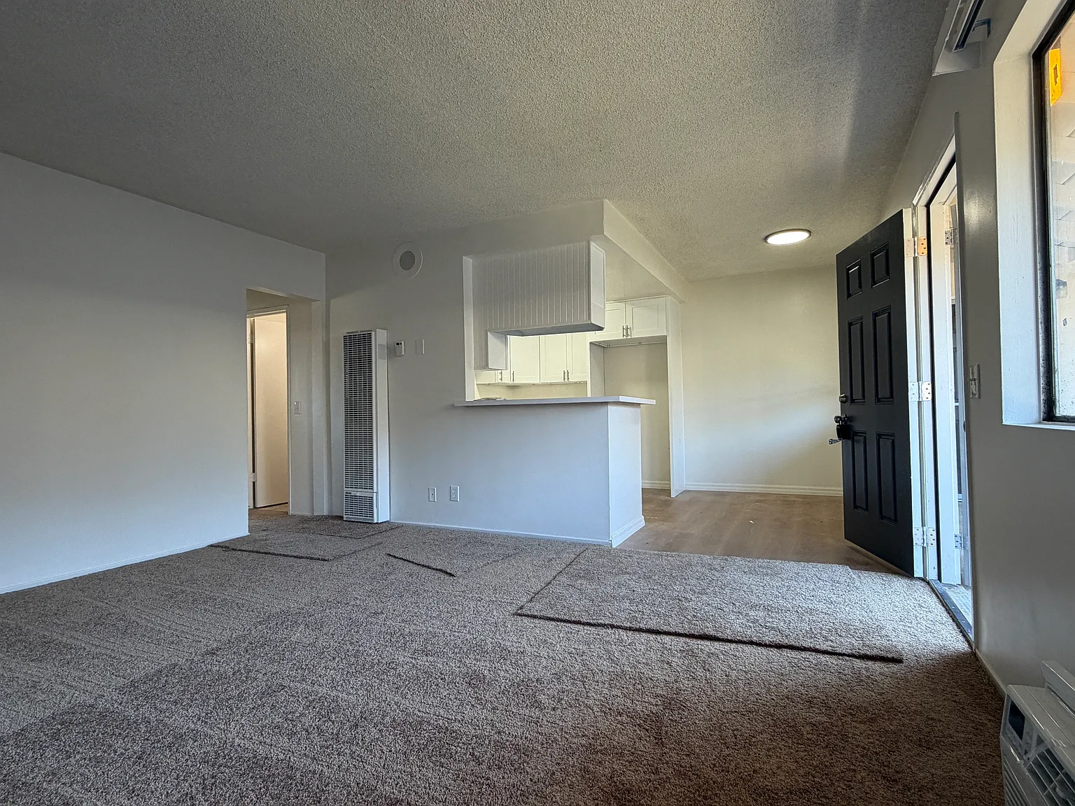 2 bed, 775 sqft, $2,150 — Photo 2