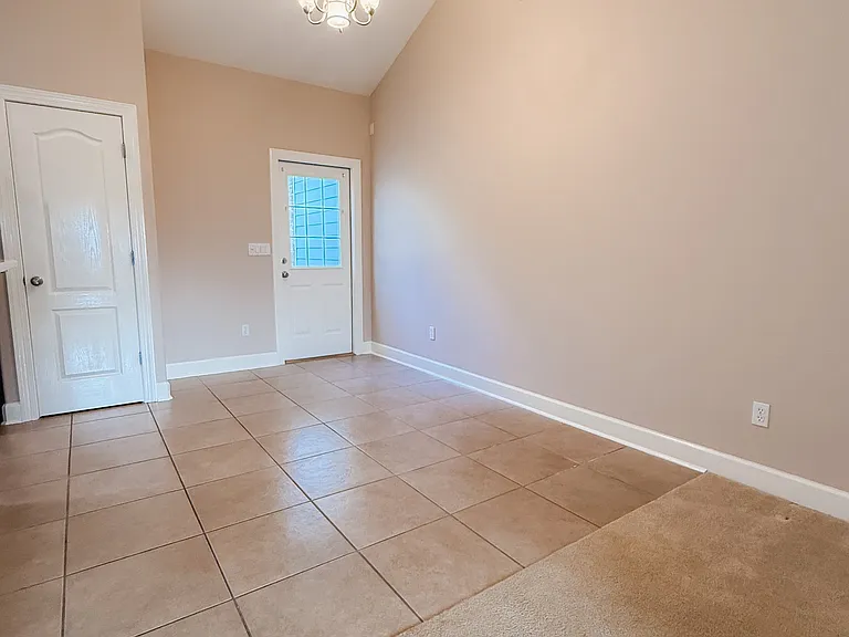 201 Mallard Pond Cir — Photo 12