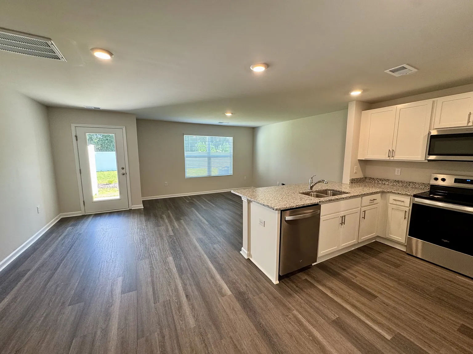 The Townes @ Amber Bluff — Photo 2