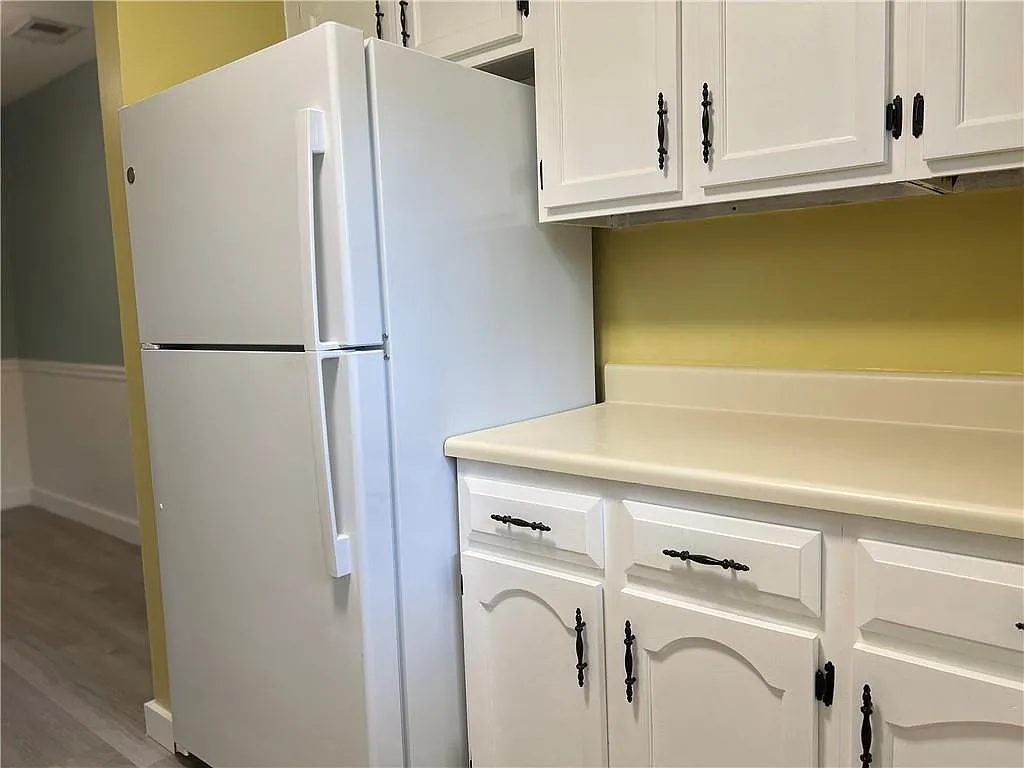 2 bed, 2.0 bath, 1166 sqft, $1,600 — Photo 4