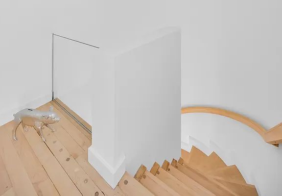 5th image of 15 Broad St APT 3920