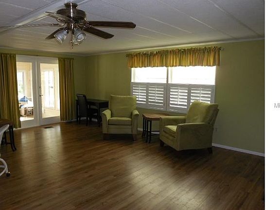 5th image of 674 Buccaneer Blvd