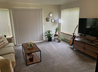 2713 Moore St APT 2, Bellingham, WA 98226