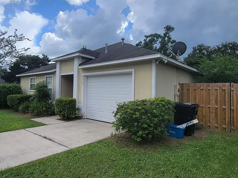 3402 NW 25th Ter — Photo 40