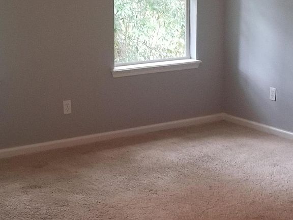 4th image of 4750 Playpen Dr