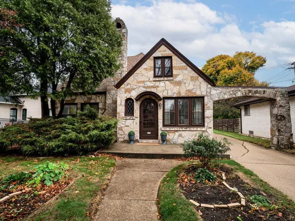 526 North 77th STREET, Wauwatosa, WI 53213