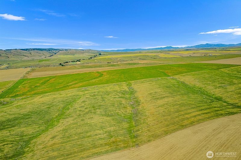 3rd image of 0 Road K SW