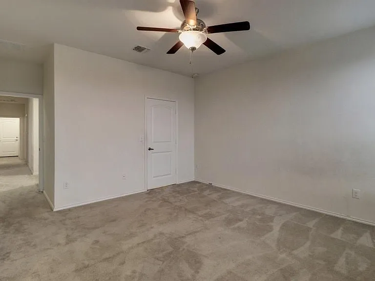 11208 Kildoon Dr — Photo 5