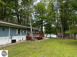 7656 Windoga Lake Dr, Weidman, MI 48893