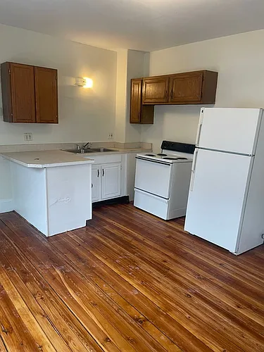 178 Brown St Photo 1