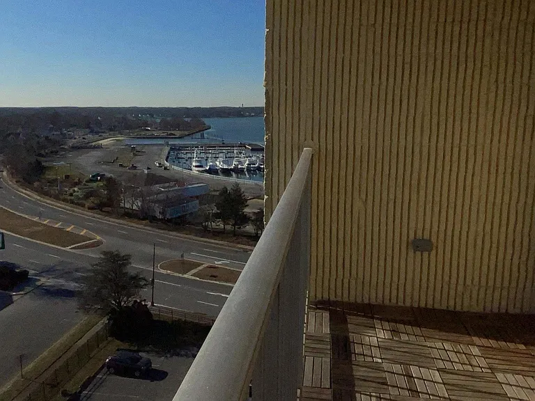 1000 River Rd #9G — Photo 17