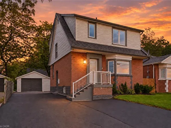 117 W 5th St, Hamilton, ON L9C 3N7