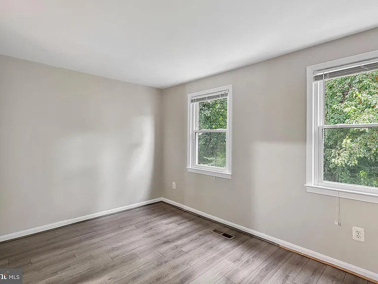 2137 Whisper Way — Photo 22