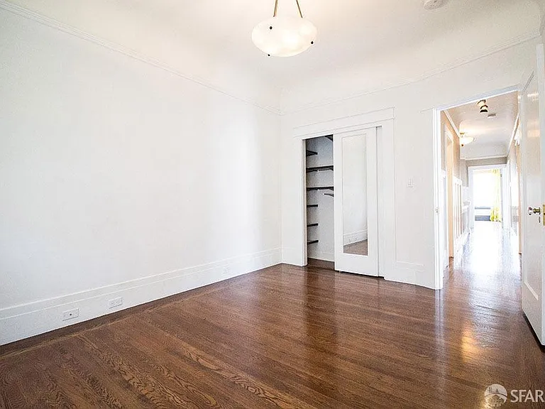 1864 Stockton St — Photo 17