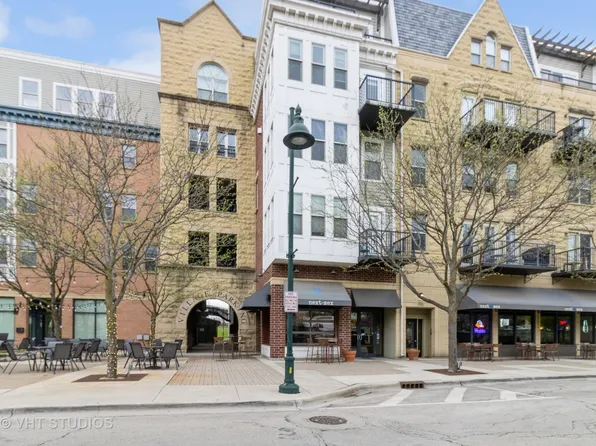 321 Front St Unit 2202, Lemont, IL 60439