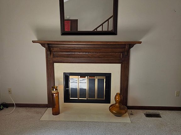 4th image of 575 Conner Creek Dr