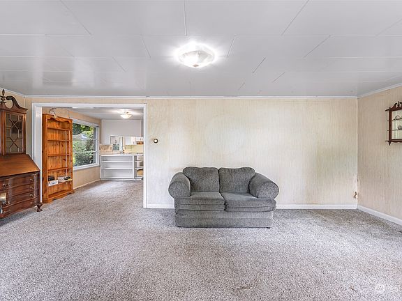 3rd image of 504 N Wall Street