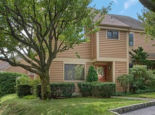 168 Ivy Hill Ln, Rye Brook, NY 10573