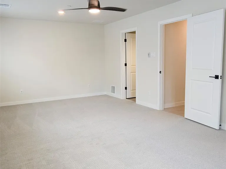 225 John Webster St — Photo 30
