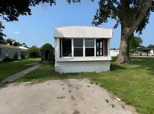 71 Village Ct #71, Mediapolis, IA 52637