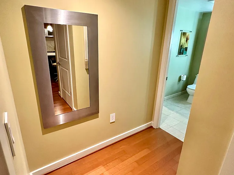 1025 1st St SE #803 — Photo 30
