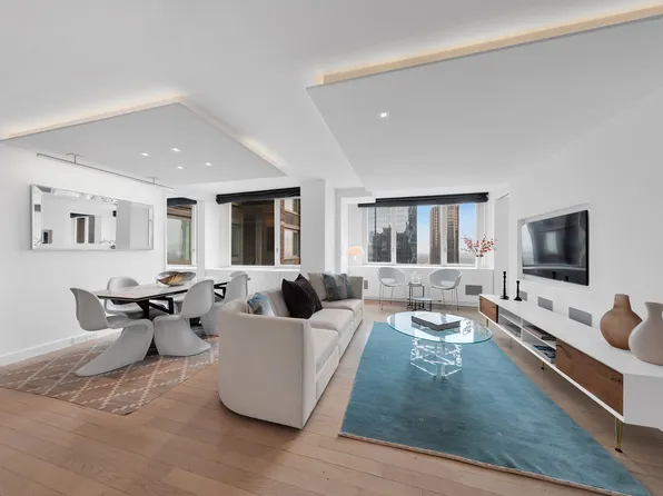 322 West 57th Street 51M image 2 of 12