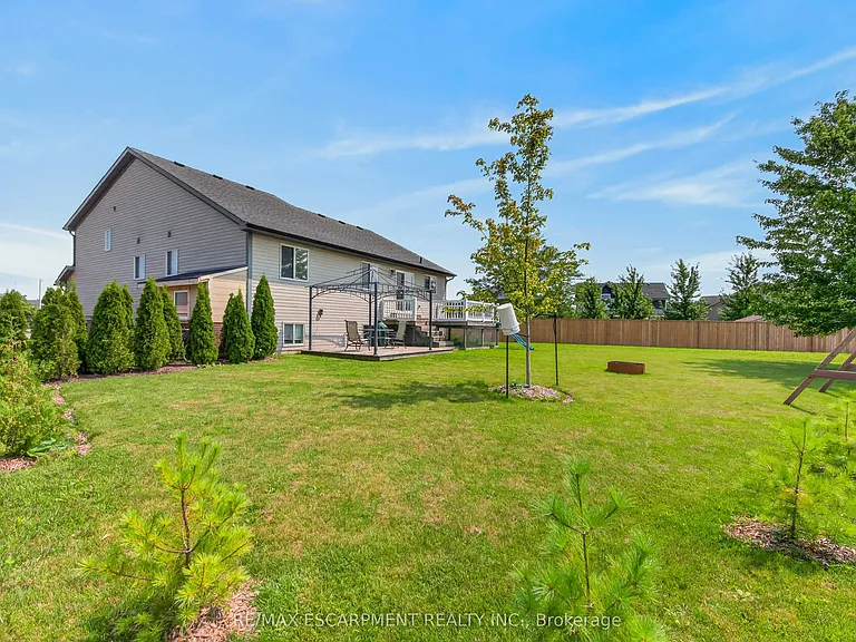 86 Golden Acres Dr — Photo 47