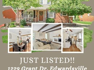 1229 Grant Dr, Edwardsville, IL