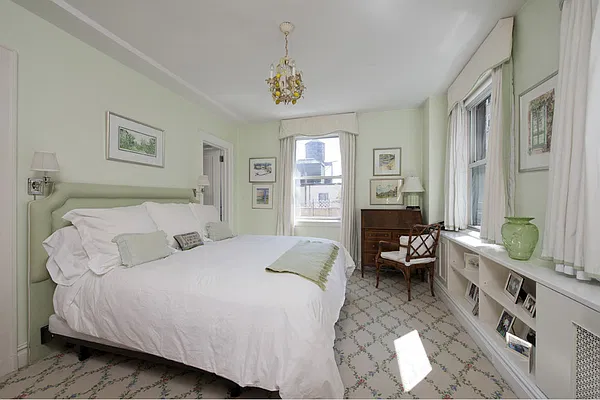 Sold by Stribling | media 3