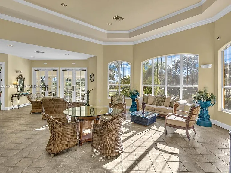 5035 Fairways Cir #305 — Photo 26