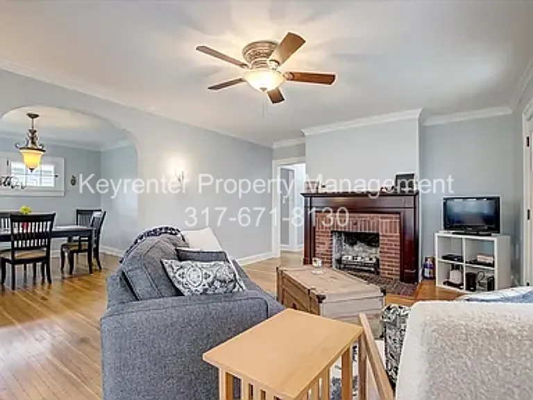 528 W 43rd St — Photo 13