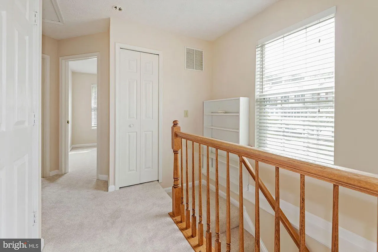 615 Tammy Ter SE — Photo 2