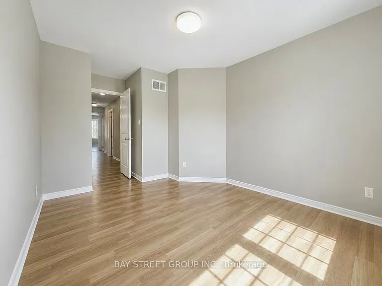 3168 Cabano Cres — Photo 18