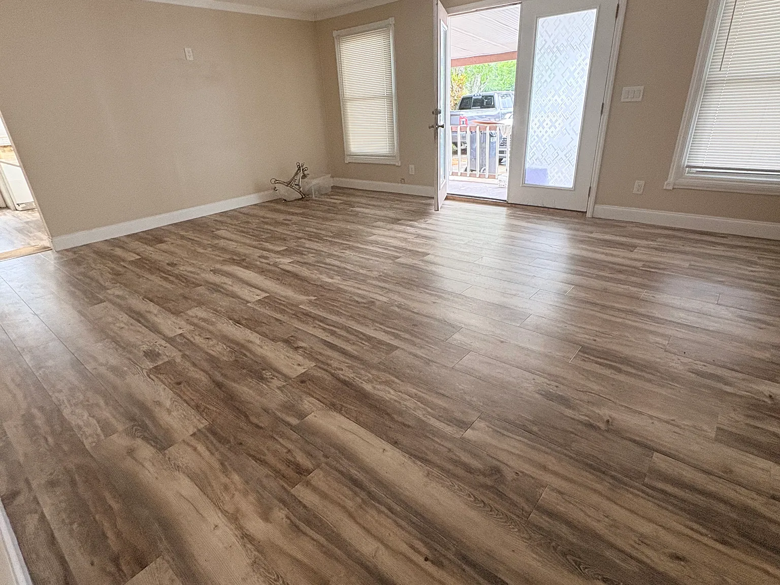 3 bed, 2009 sqft, $2,000 — Photo 3