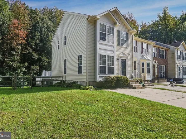 24 Dovetree Dr, Newark, DE 19713