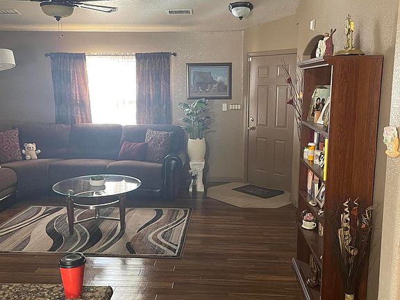 2nd image of 2032 Cielo Oeste Pl NW