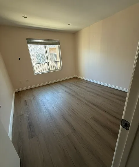 10290 Tujunga Canyon Blvd #305 — Photo 14