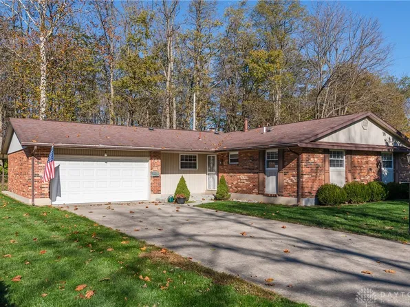701 Fredericksburg Dr, Dayton, OH 45415