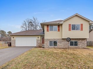 8001 Jeffery Ave S, Cottage Grove, MN 55016