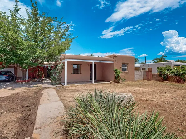 3805-3807 Thaxton Ave SE, Albuquerque, NM 87108