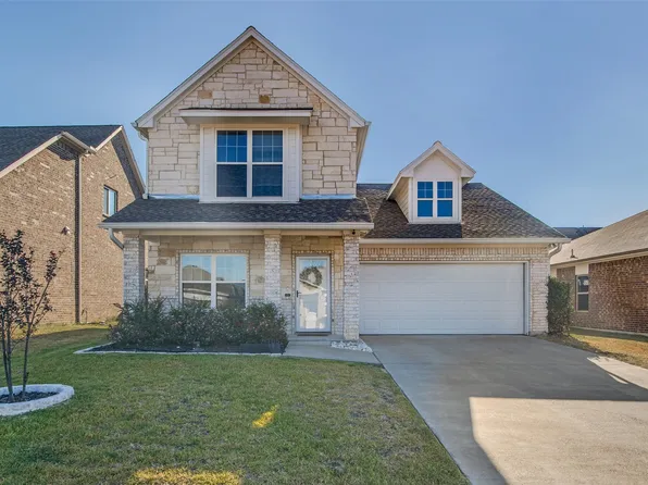105 Mitchell Cir, Terrell, TX 75160