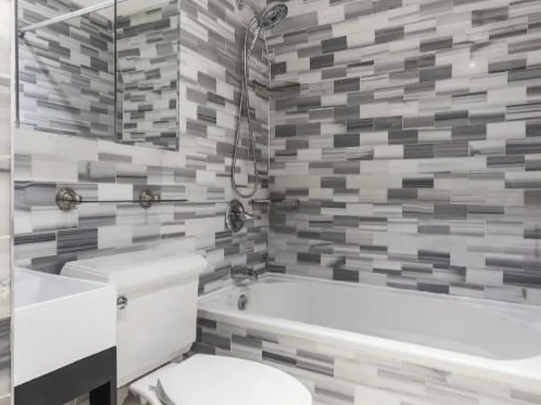 437 W 53rd St #3B — Photo 3